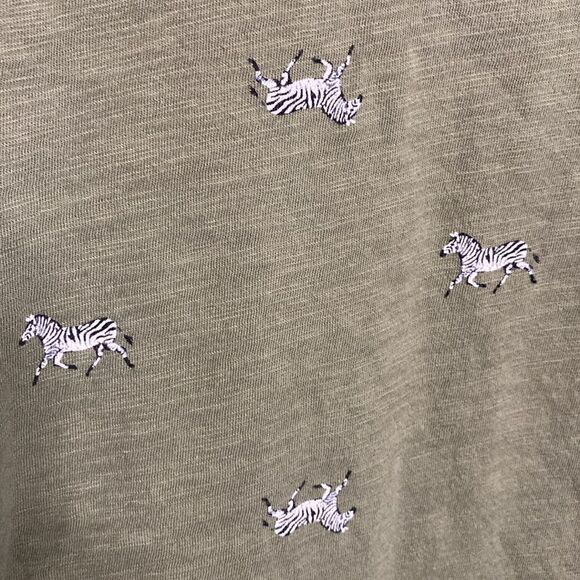 OLD NAVY Zebra Print Basic Tee Shirt - Picture 4 of 7